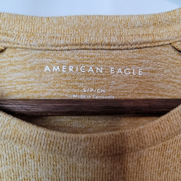 American Eagle Sweater - Picture 2 of 3